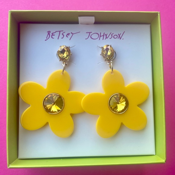 NWT Betsey Johnson Big Yellow Flower Earrings - Picture 3 of 6